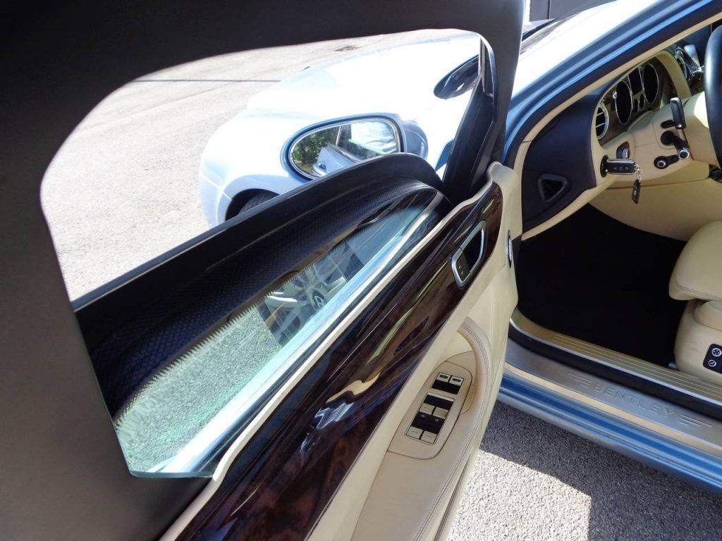 Locação-de-veículo-blindado-segurança-conforto