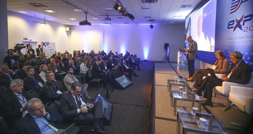 Vans para congressos Set Expo